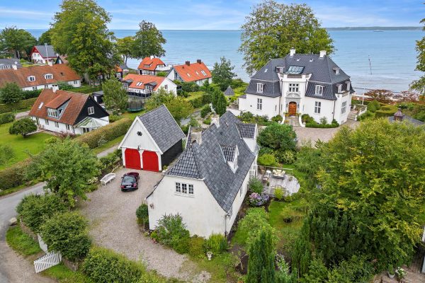 Nordre Strandvej 99B, Hellebæk