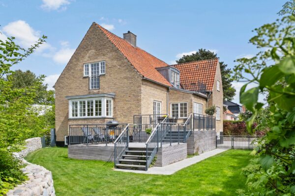 Hvidørevej 37, Klampenborg