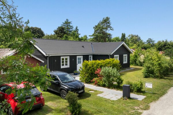 Agervang 12, Melby