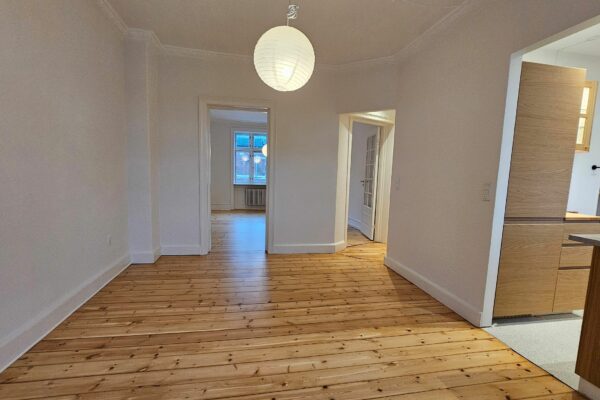 Esromgade 12, 3. th, København N