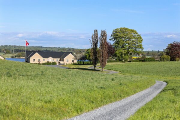 Lyngen 30, Annisse, Helsinge