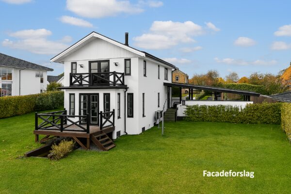 Ivar Bentsens Vej 8, Holbæk