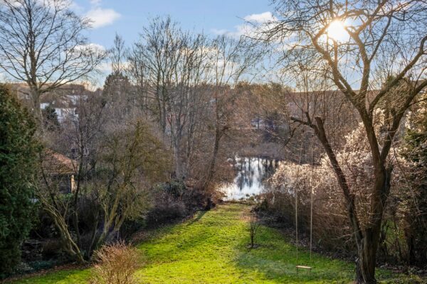 Margrethevej 8, Holte