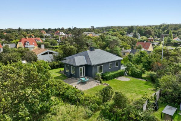 Hulvej 7, Tisvildeleje