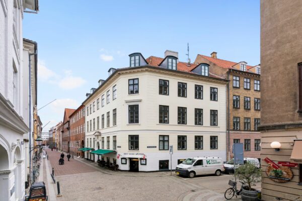 Store Kannikestræde 15, 3. th, København K