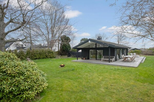 Kornvej 8, Tisvildeleje