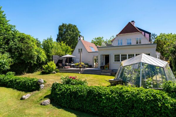 Grünersvej 9, Holte
