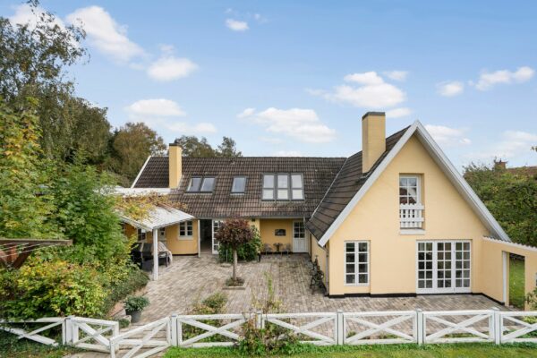 Gadebrøndsvej 1, Ledøje, Smørum